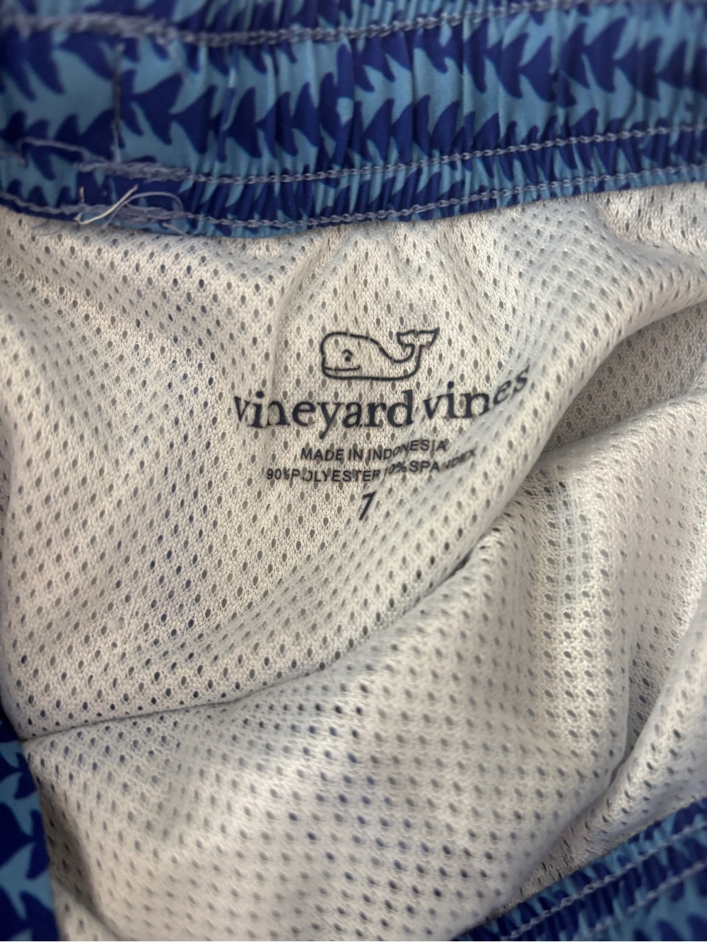 Vineyard Vines Tri-Block Whale Print Swim Shorts in Navy, Light Blue & Pink - Picture 4 of 8